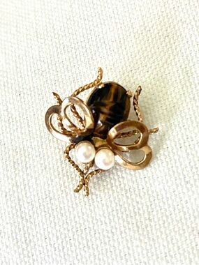 Winard Vintage 1/20 Gold Bug Tiger Eye Scarab Brooch